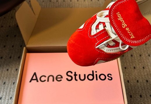 Acne Studios